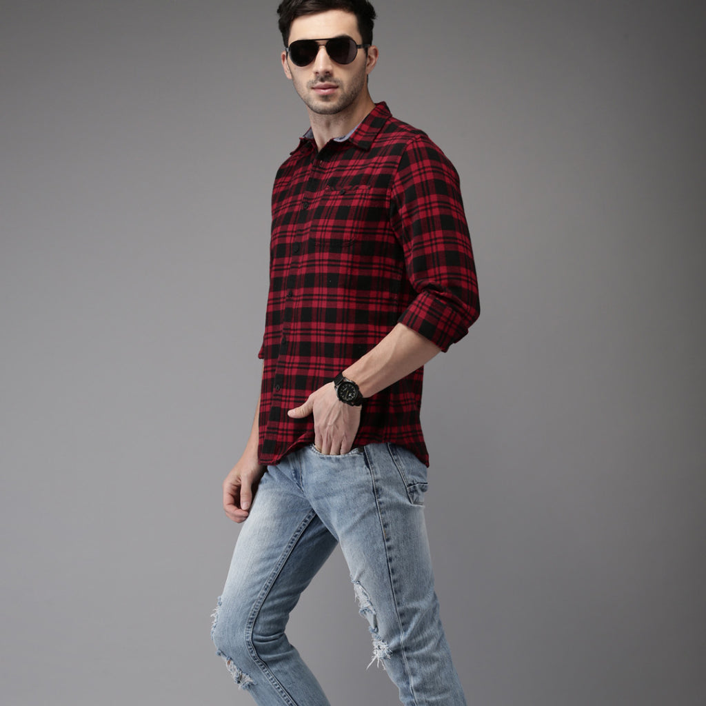 Men Regular Fit Checked Casual Shirt