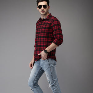 Men Regular Fit Checked Casual Shirt